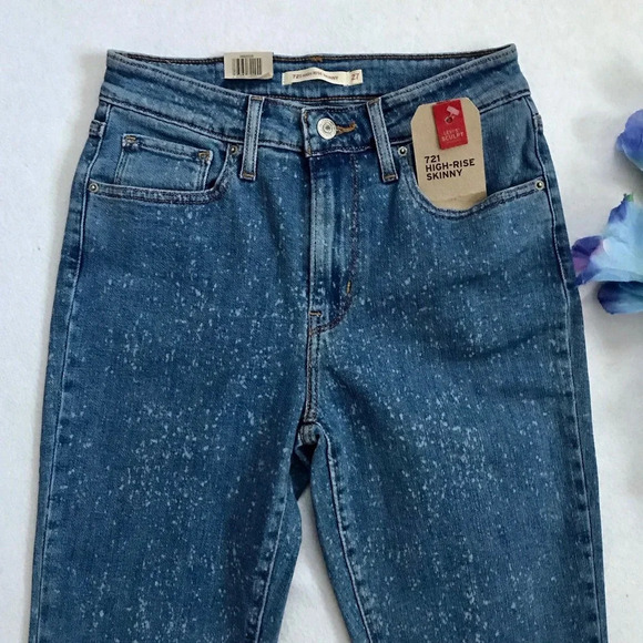 Levi's NWT 721 High Rise Skinny Jeans Women 4/27 - Picture 3 of 12